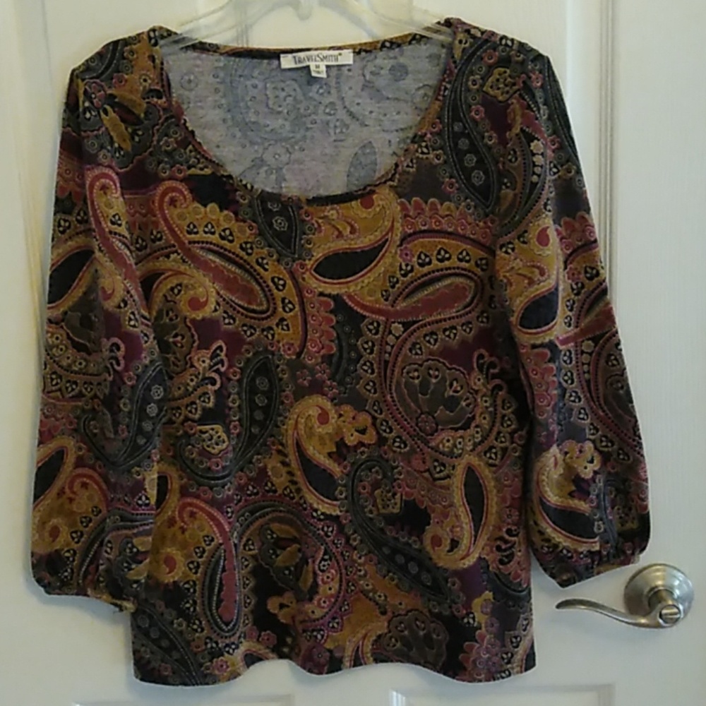 TravelSmith women's knit shirt, Size M